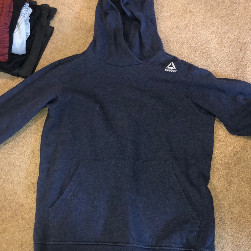 reebox boys sweatshirt size L